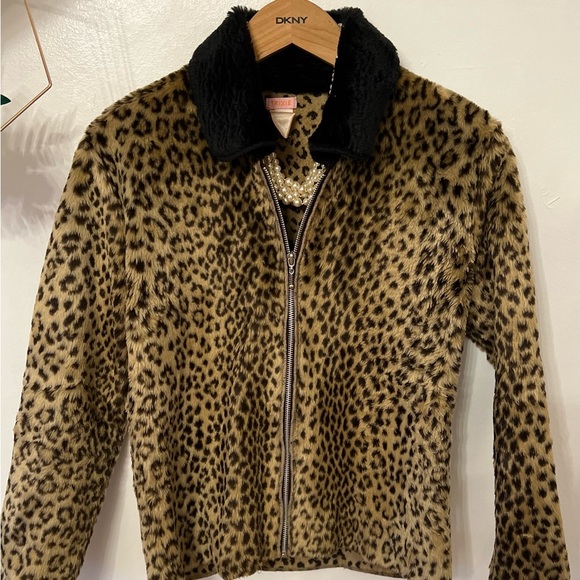 EUC leopard fleece M cozy soft easy zip-up - Picture 9 of 11